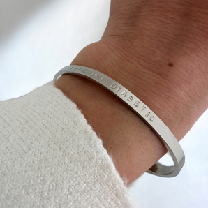 Medical Alert Bangle/Bracelet