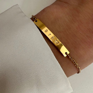 Dainty Bar Bracelet