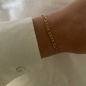 Dainty Gold Figaro Bracelet